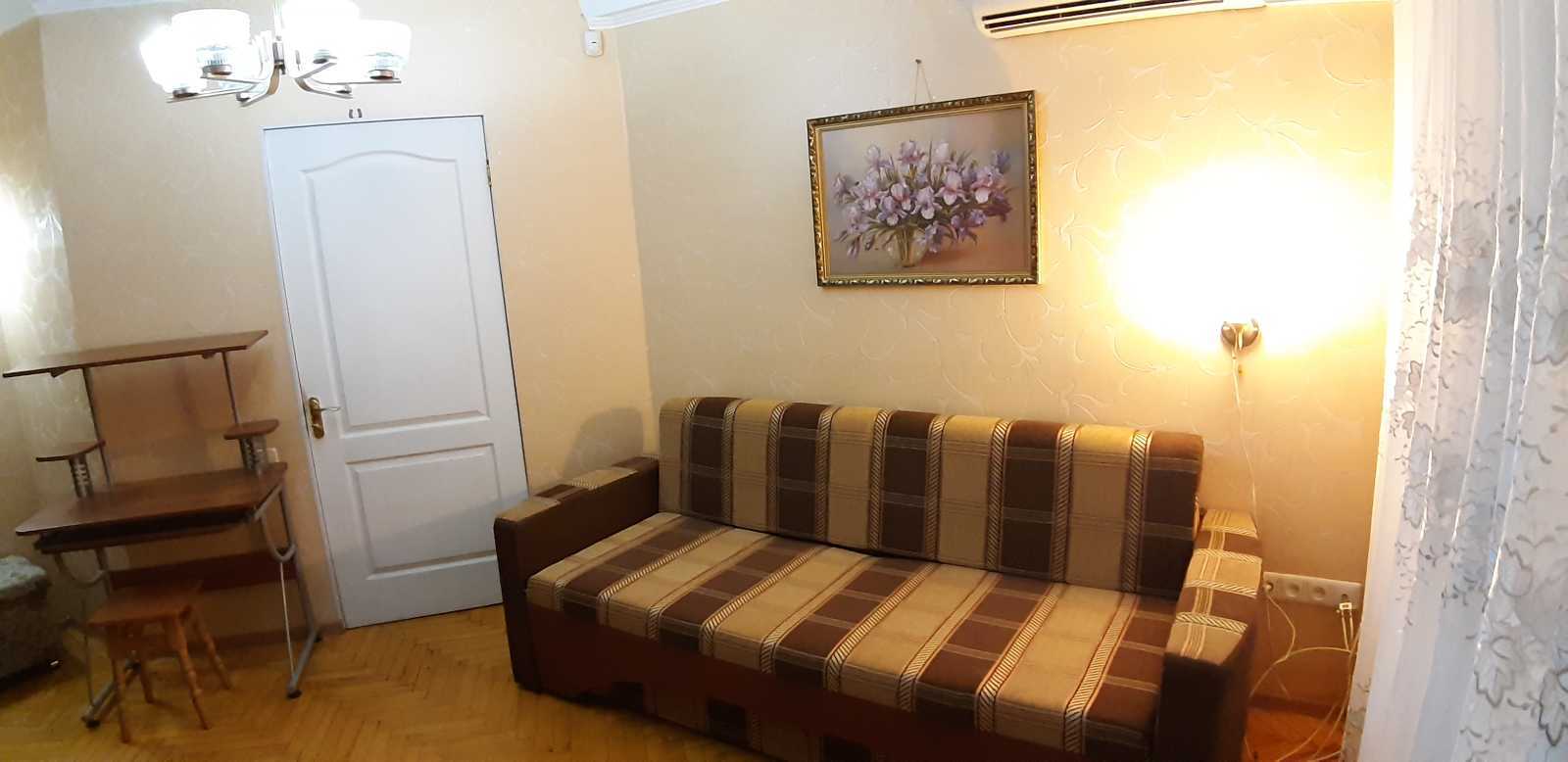 Аренда 2-комнатной квартиры 45 м², Верховного Совета бул., 18Б