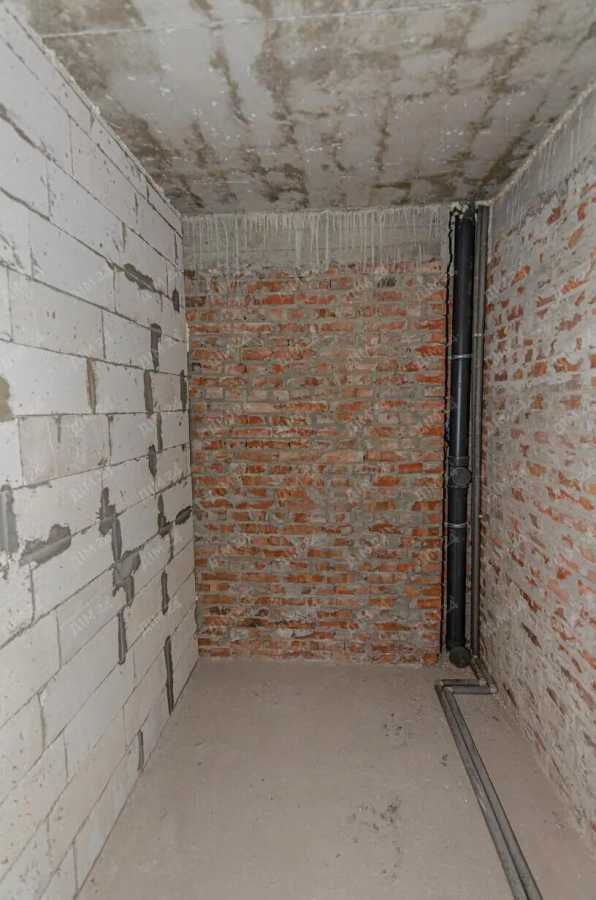 Продажа 4-комнатной квартиры 149 м², Европейская ул., 183