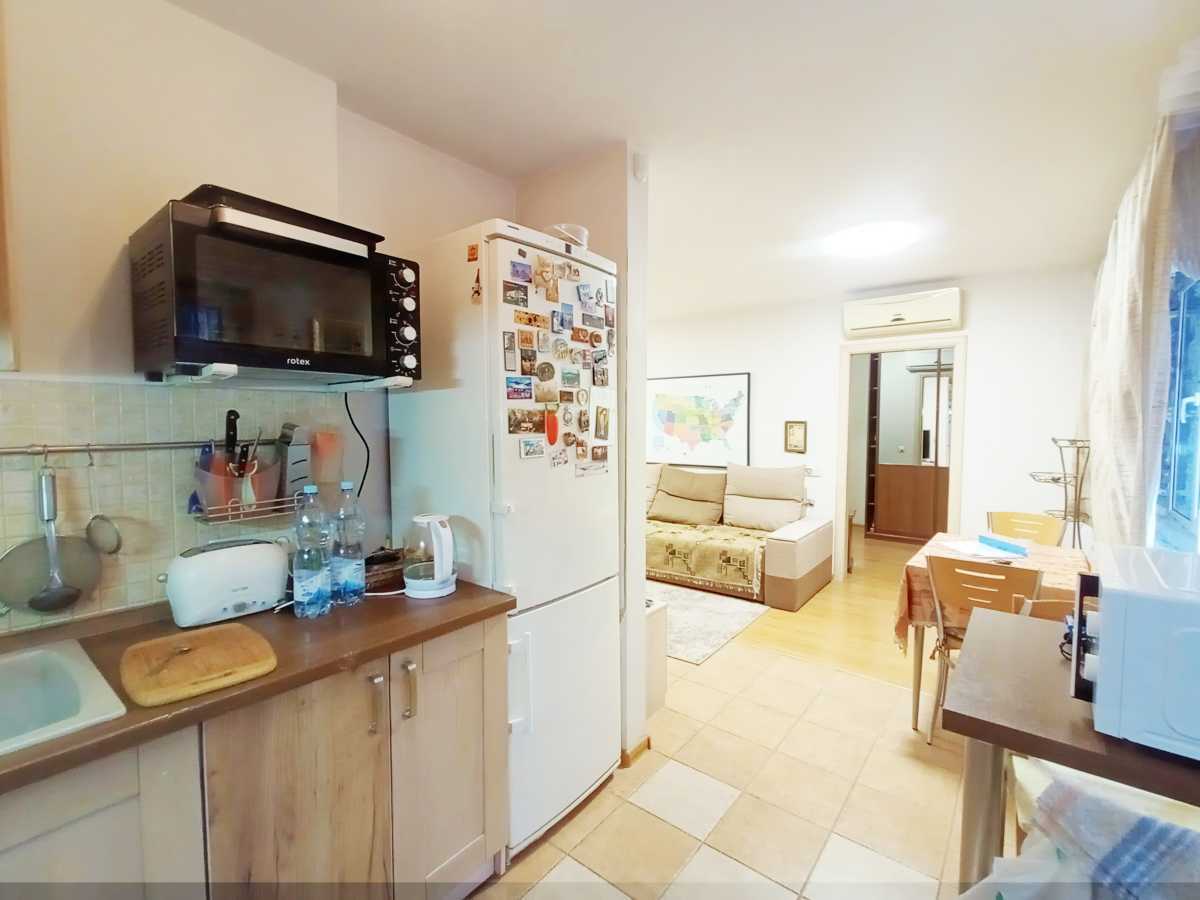 Продажа 2-комнатной квартиры 46 м², Академика Стражеско ул., 9