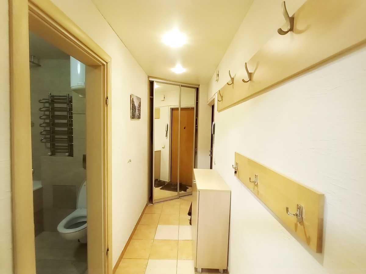 Продажа 2-комнатной квартиры 46 м², Академика Стражеско ул., 9