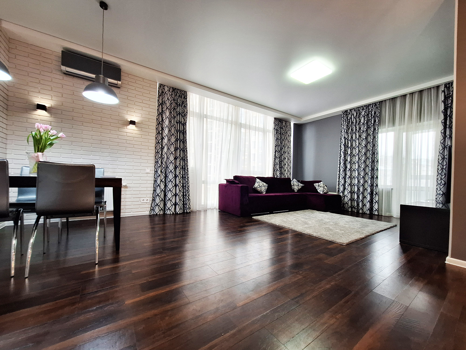 Аренда 2-комнатной квартиры 79 м², Саперное Поле ул., 3