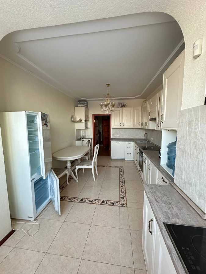 Аренда 3-комнатной квартиры 96 м², Николая Бажана просп., 16