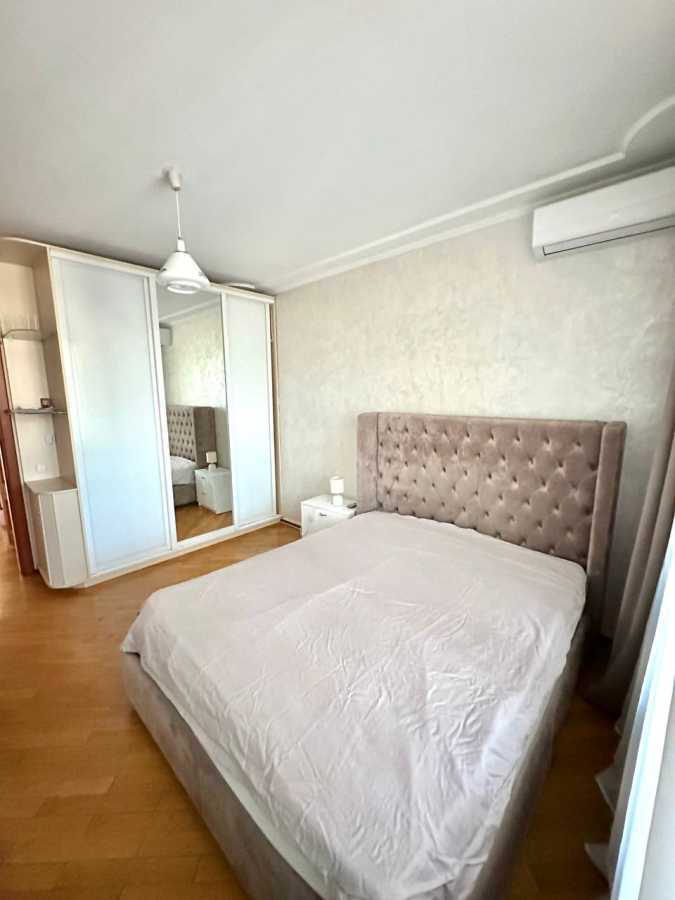 Аренда 3-комнатной квартиры 96 м², Николая Бажана просп., 16