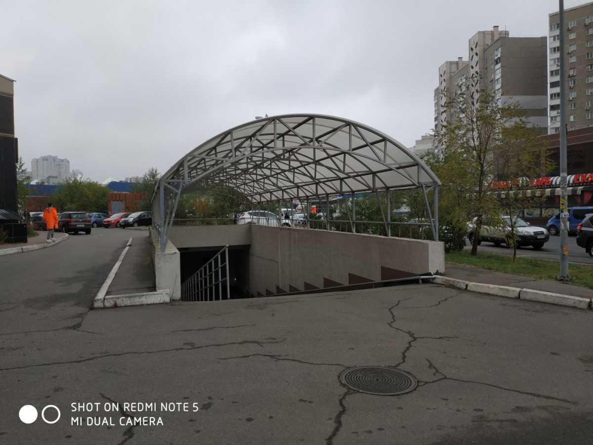 Оренда парковки 24.5 м², Олександра Мішуги вул., 8