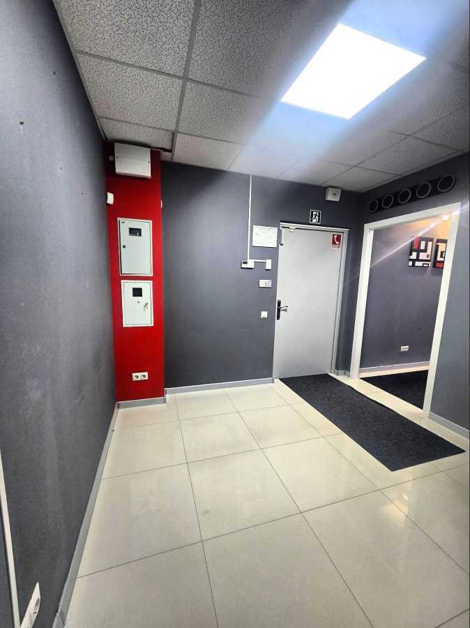 Оренда офісу 121.2 м², Олександра Мішуги вул., 10
