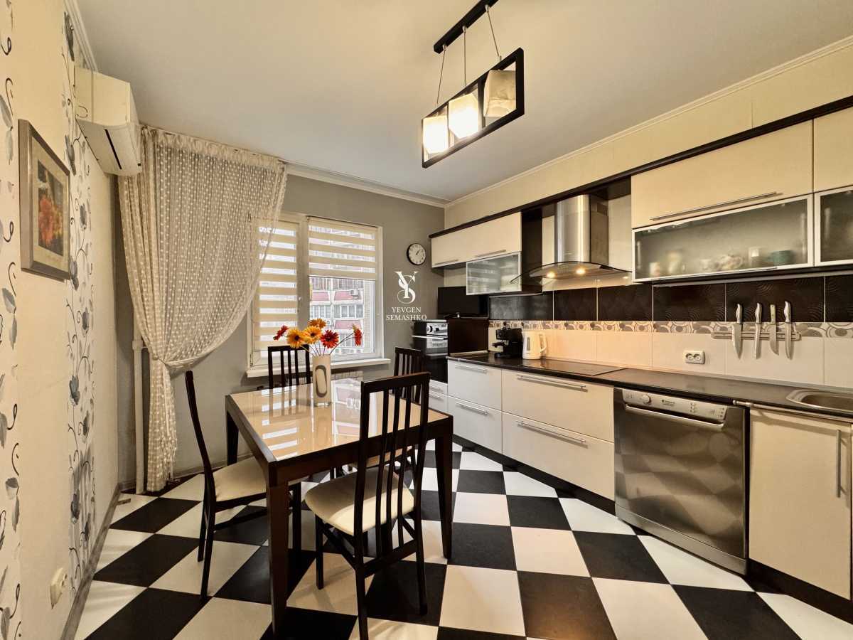 Аренда 3-комнатной квартиры 100.5 м², Николая Бажана просп., 36