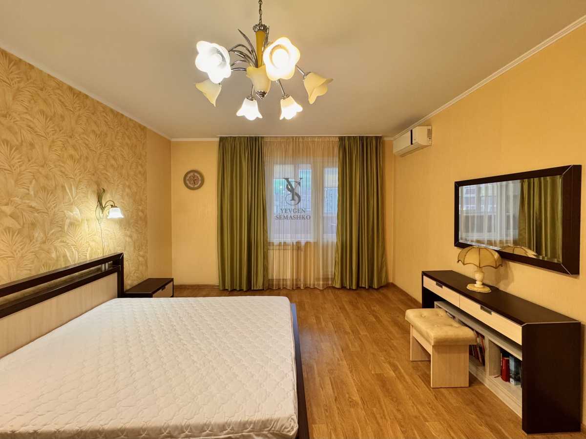 Аренда 3-комнатной квартиры 100.5 м², Николая Бажана просп., 36