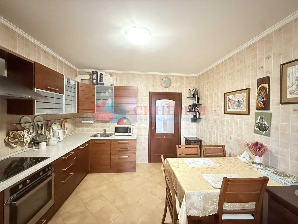 Продажа 3-комнатной квартиры 93 м², Маршала Тимошенко ул., 15Г