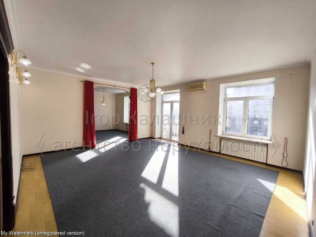 Продажа 5-комнатной квартиры 163.3 м², Крещатик ул., 21