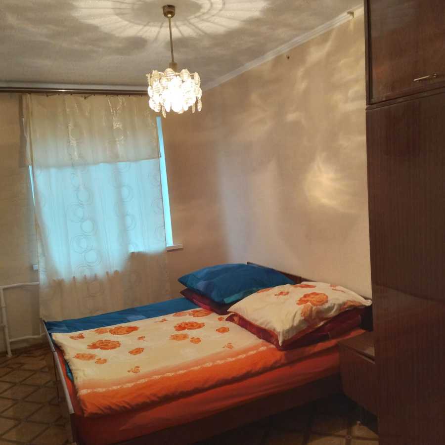 2-комнатная квартира посуточно 45 м², Солнечный мркн. ул., 19