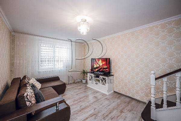 Продажа 3-комнатной квартиры 88 м², Радужная ул., 137