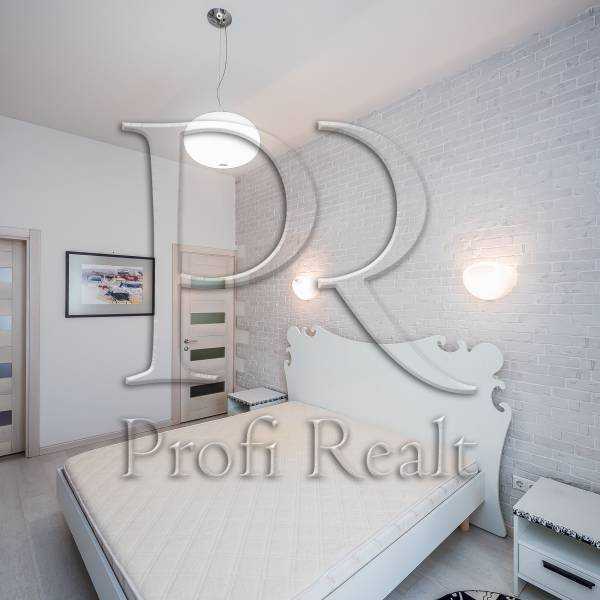 Продажа 2-комнатной квартиры 50 м², Ярославская ул., 30