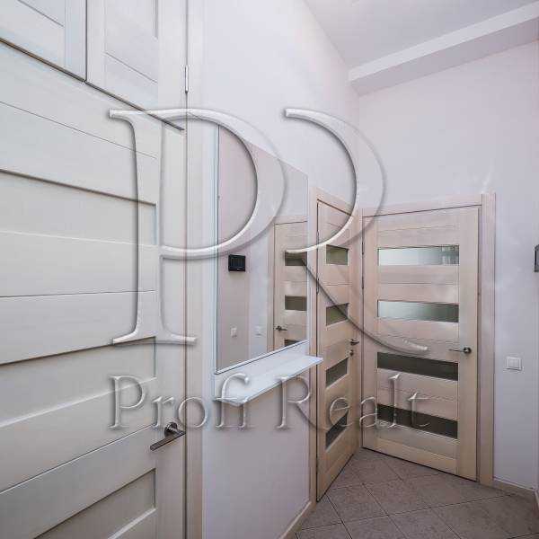 Продажа 2-комнатной квартиры 50 м², Ярославская ул., 30