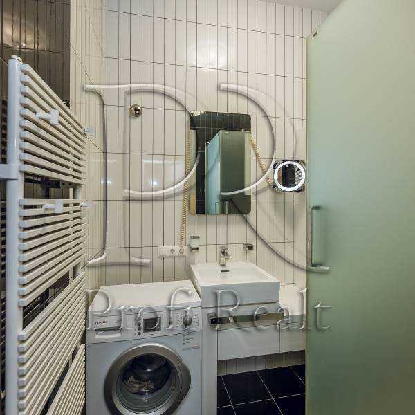 Продажа 2-комнатной квартиры 50 м², Ярославская ул., 30