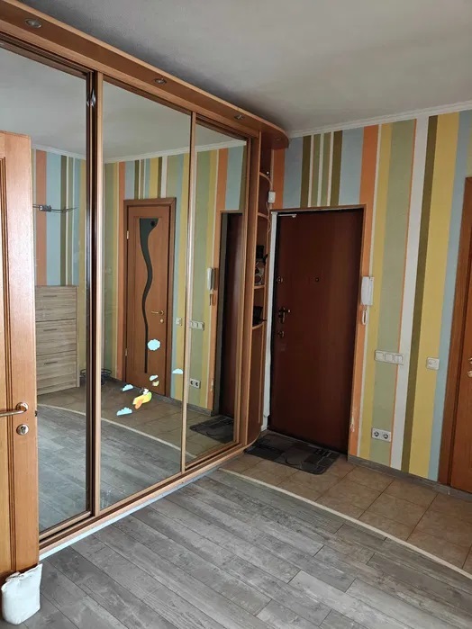 Продажа 3-комнатной квартиры 72 м², Наталии Ужвий ул., 4В