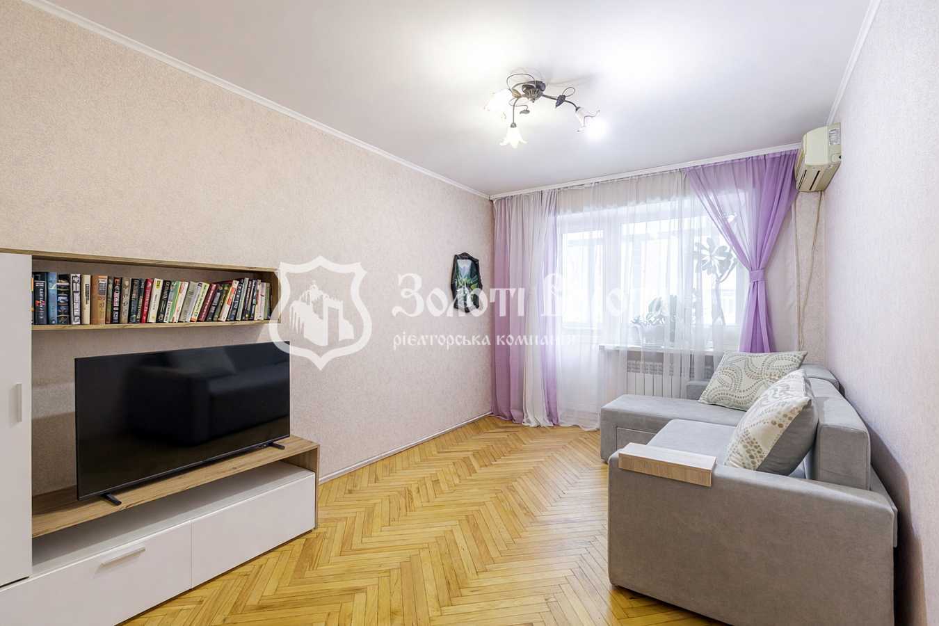 Продаж 2-кімнатної квартири 43.5 м², Академіка Туполєва вул., 4