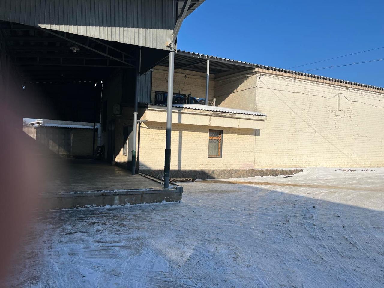 Аренда склада 827 м², Полевая ул.