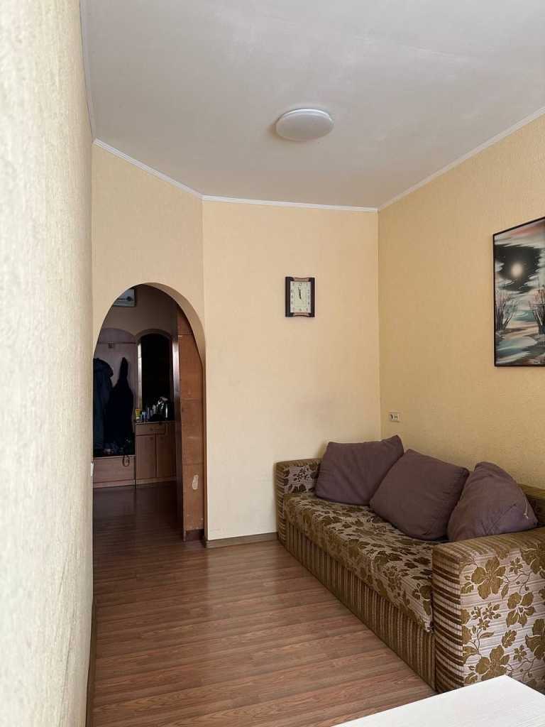 Оренда 1-кімнатної квартири 42 м², Святопокровська