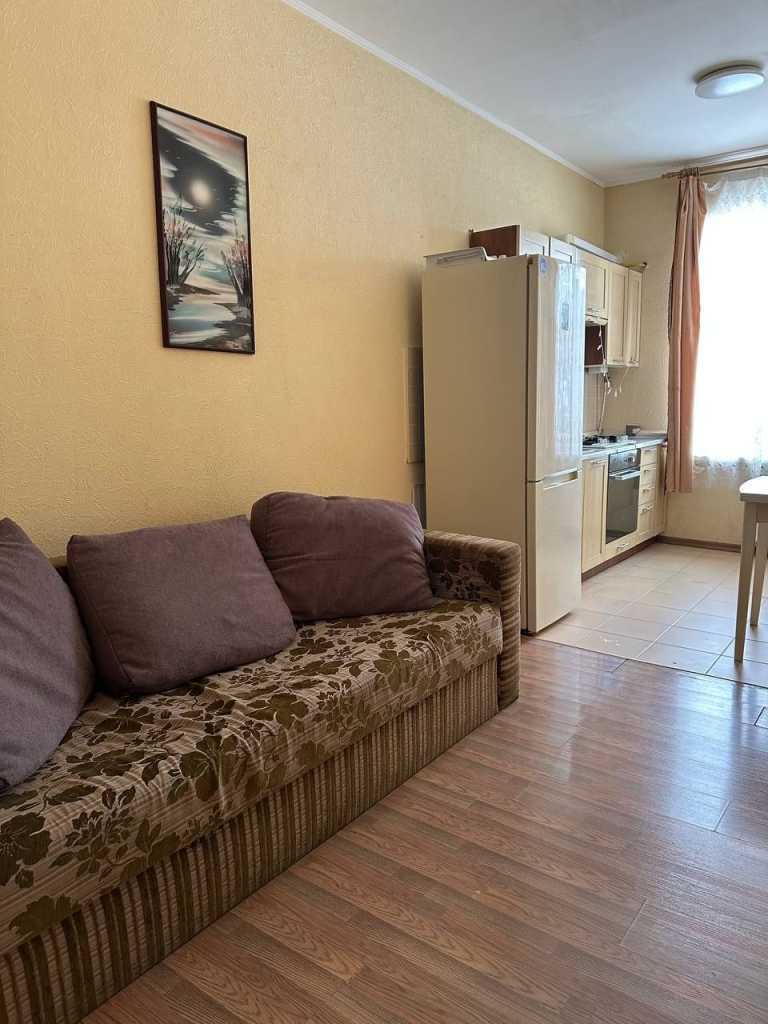 Оренда 1-кімнатної квартири 42 м², Святопокровська