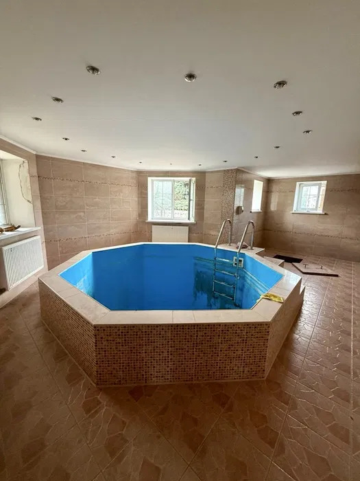 Аренда дома 750 м², 105-я Садовая ул.