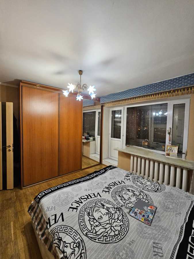 Продажа 5-комнатной квартиры 120 м², Владимира Антоновича ул., 122