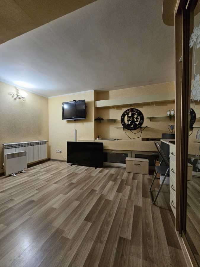 Продажа 5-комнатной квартиры 120 м², Владимира Антоновича ул., 122