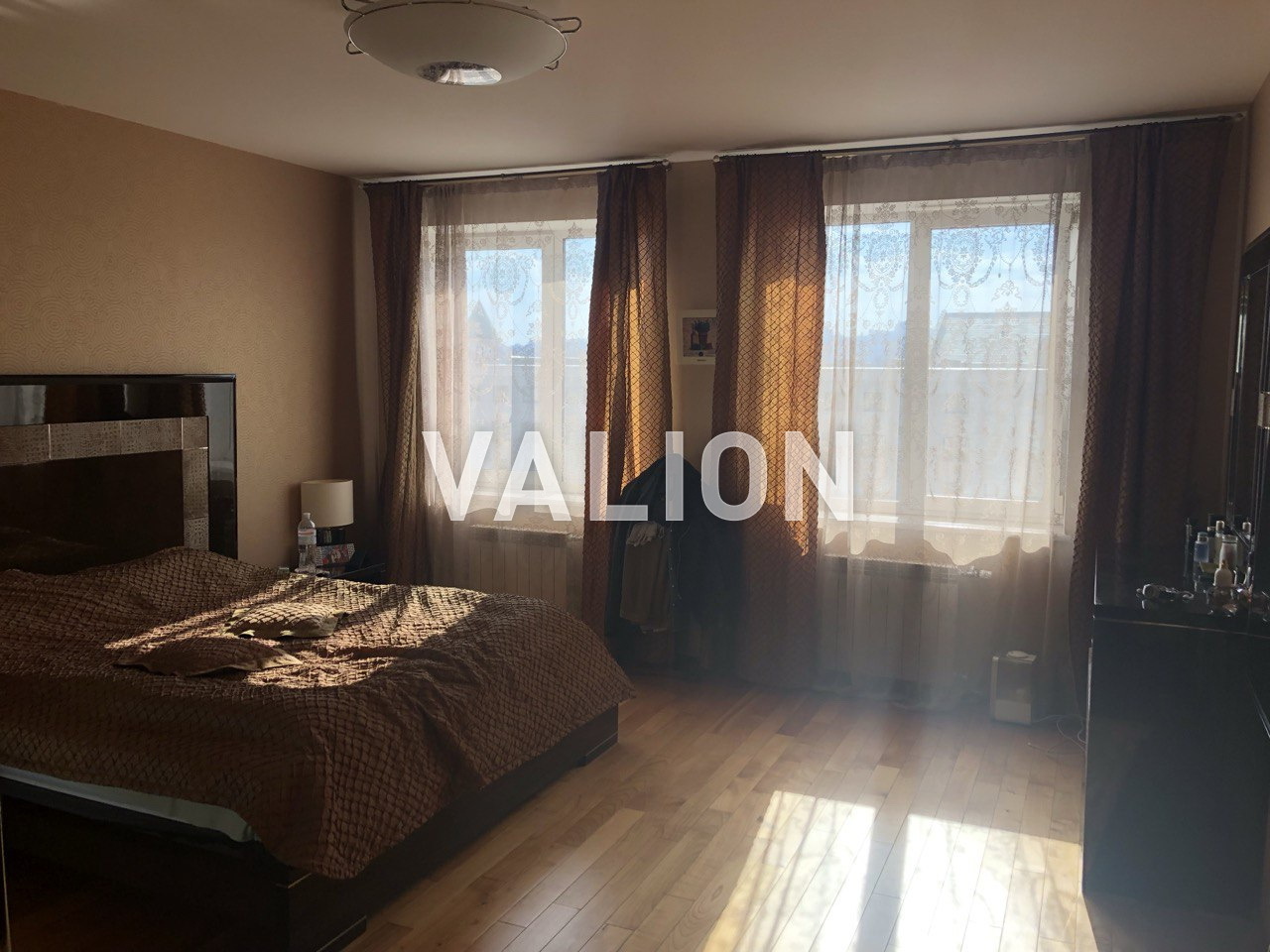 Продажа 5-комнатной квартиры 200 м², Никольско-Слободская ул., 4Д