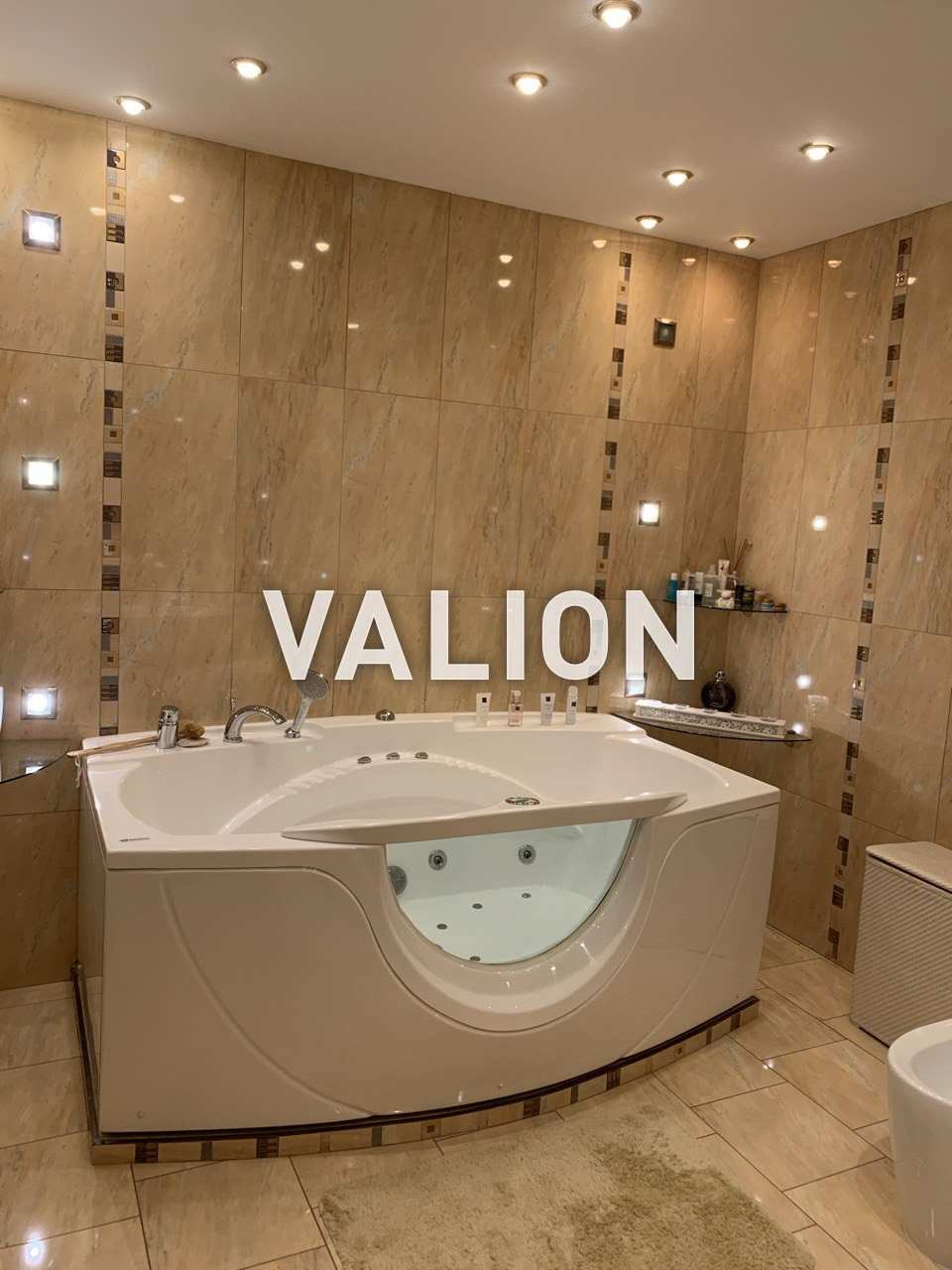 Продажа 5-комнатной квартиры 200 м², Никольско-Слободская ул., 4Д