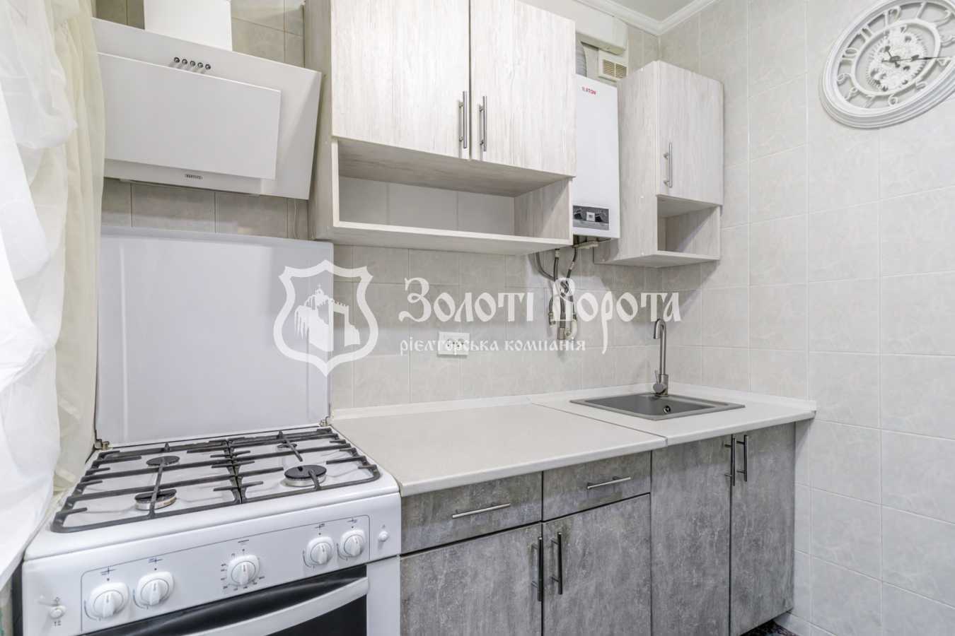 Продажа 2-комнатной квартиры 43.5 м², Академика Туполева ул., 4