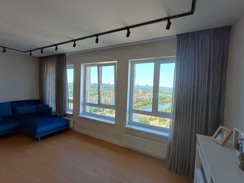 Продажа 4-комнатной квартиры 142 м², Ованеса Туманяна ул., 15А