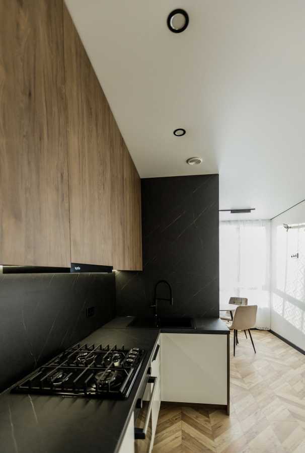 Продаж 2-кімнатної квартири 45 м², Свободи вул.