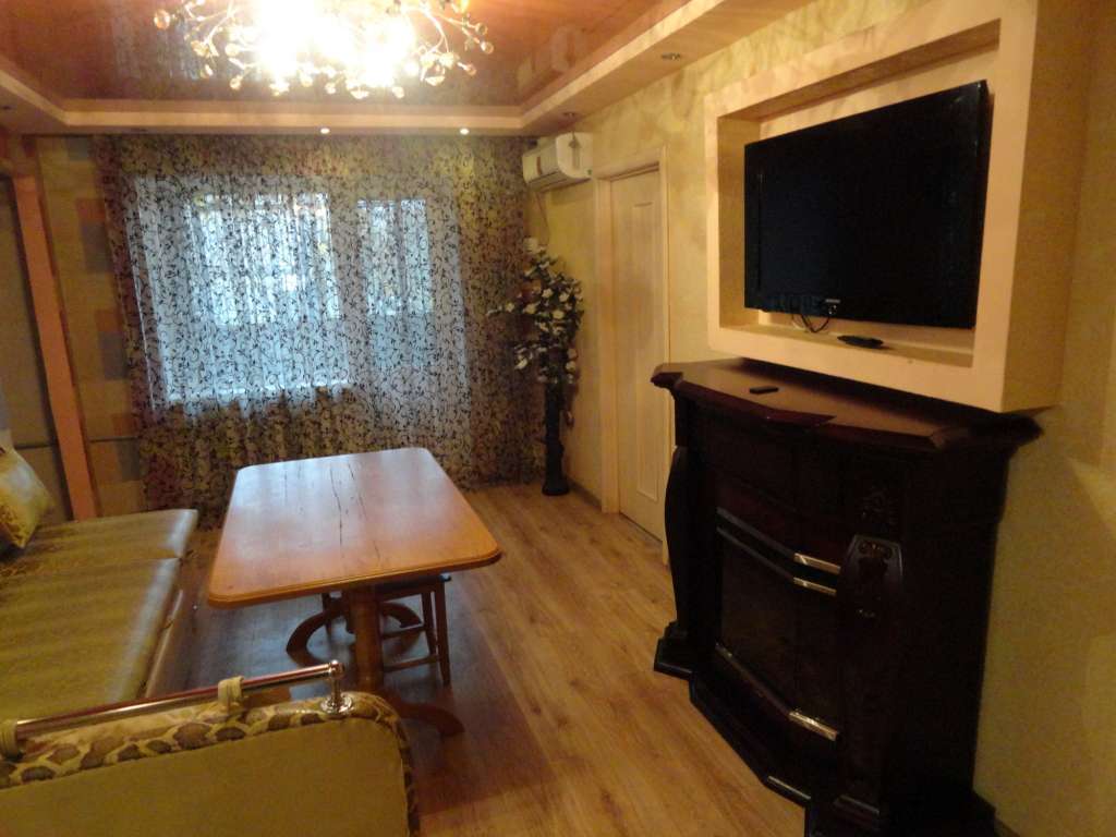 3-комнатная квартира посуточно 65 м², Лузанівська, 67