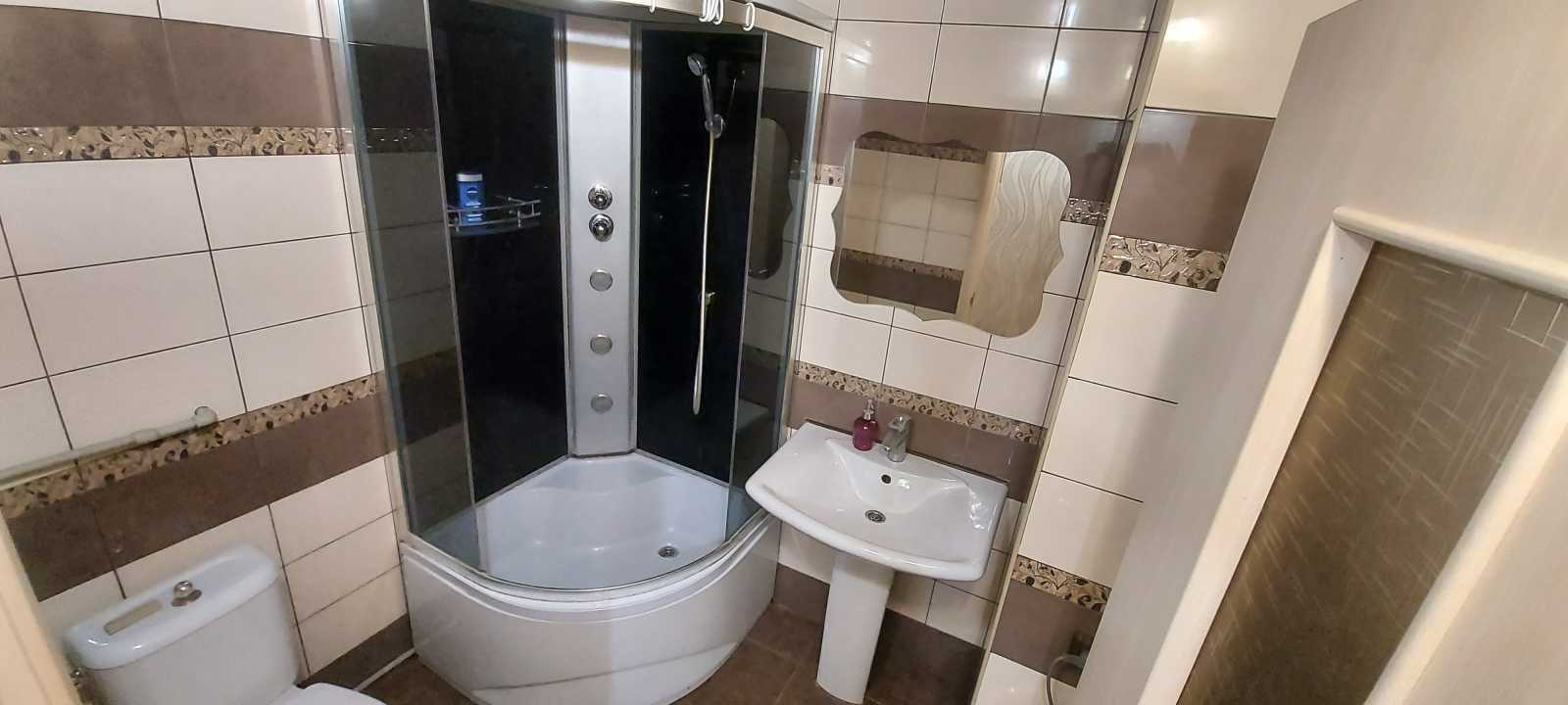 3-комнатная квартира посуточно 65 м², Лузановская,МЕТРО,Атамана Головатого, 67