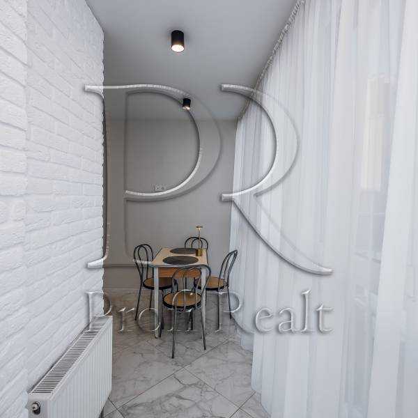 Продажа 1-комнатной квартиры 52 м², Метрологическая ул., 58