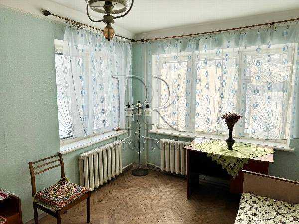 Продажа 2-комнатной квартиры 47 м², Стеценко ул., 2