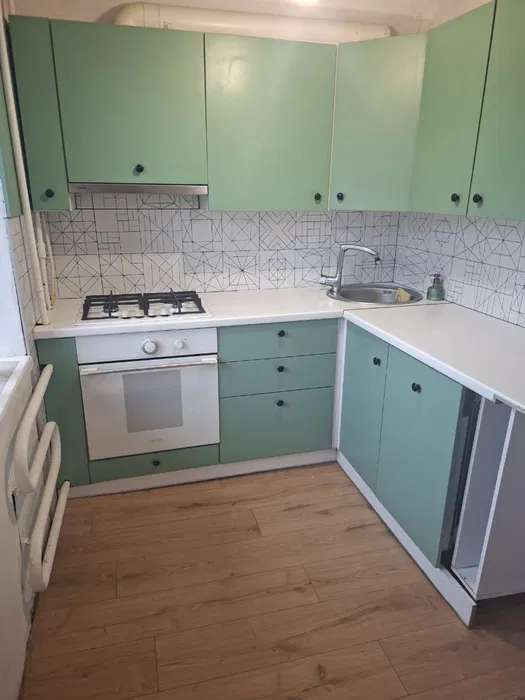 Продажа 3-комнатной квартиры 60 м², Днепровская наб., 9А