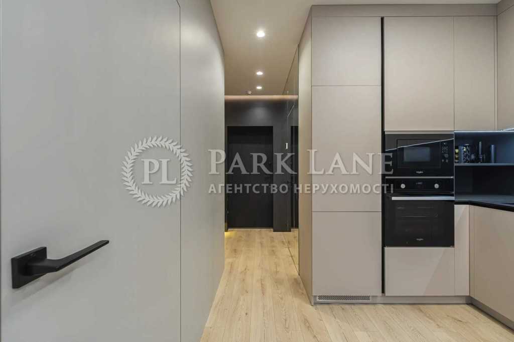 Продаж 2-кімнатної квартири 64 м², Каховська вул., 62А