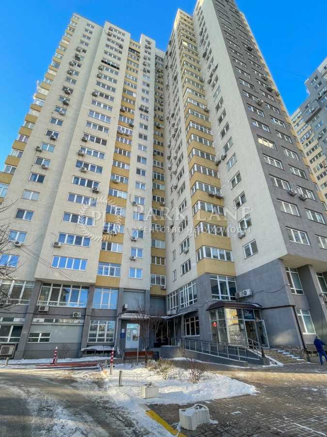Продажа 1-комнатной квартиры 62.7 м², Перова бул., 10А