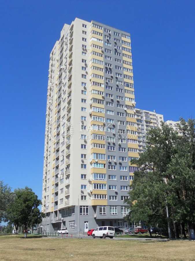 Продажа 1-комнатной квартиры 62.7 м², Перова бул., 10А
