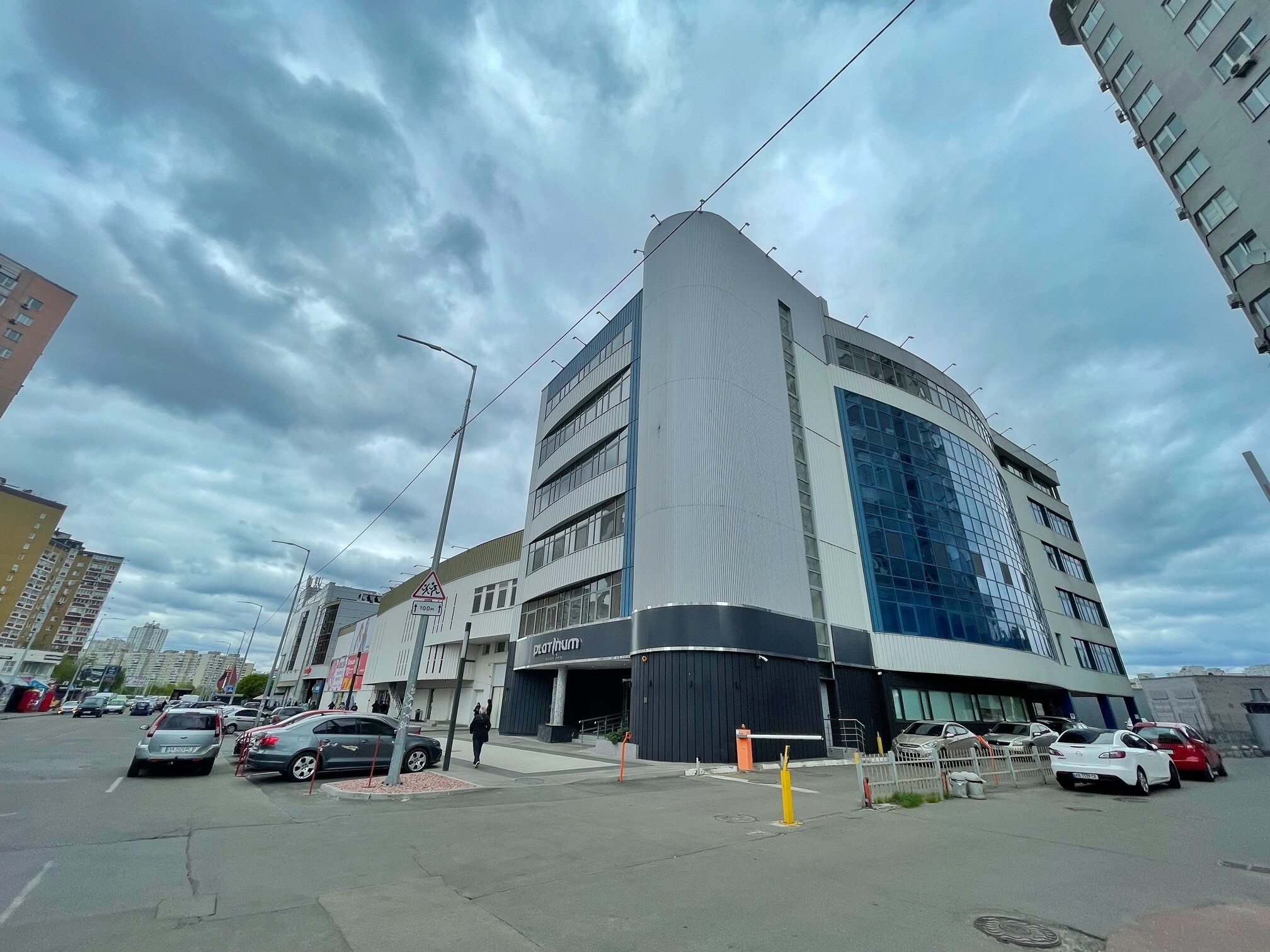 Продажа отдельно стоящего здания 4116 м², Михаила Гришко ул., 3А