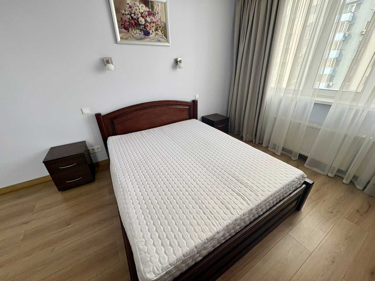 Оренда 2-кімнатної квартири 77 м², Оболонський просп., 1 К1