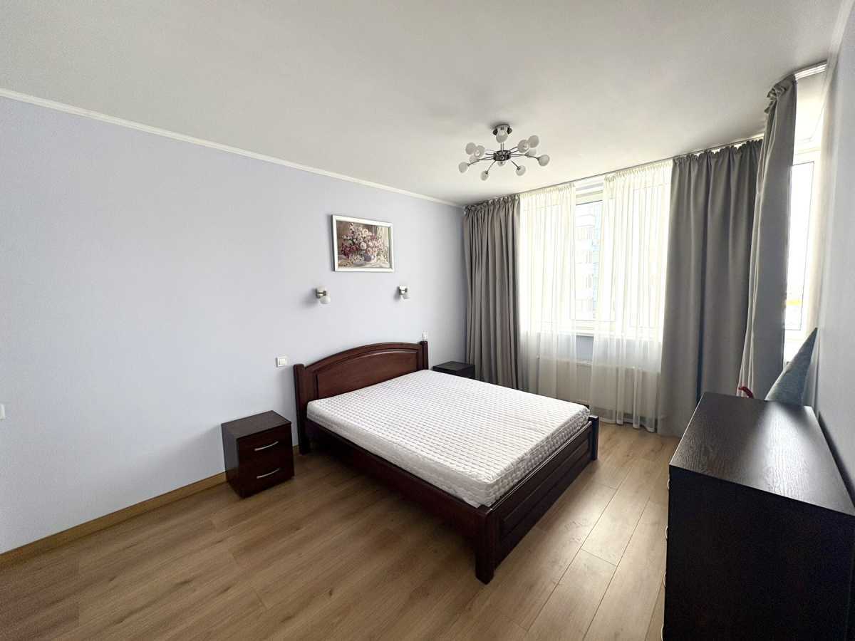 Оренда 2-кімнатної квартири 77 м², Оболонський просп., 1 К1