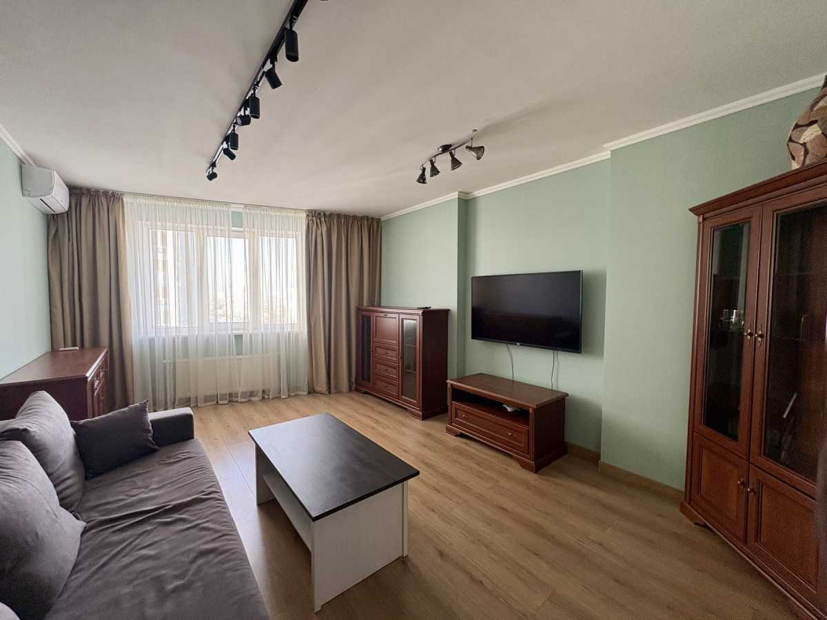 Оренда 2-кімнатної квартири 77 м², Оболонський просп., 1 К1