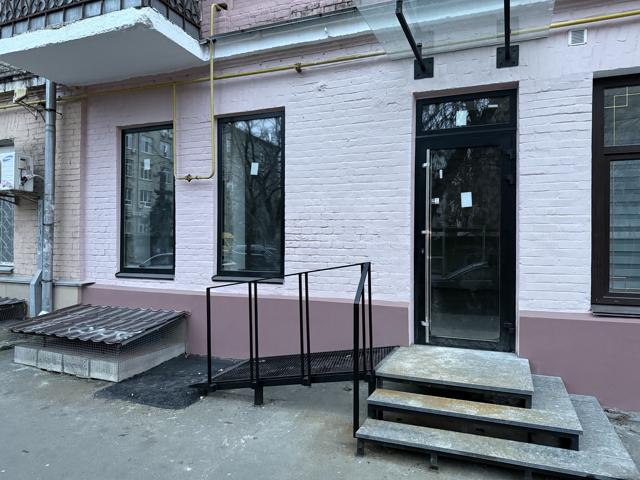 Продажа торгового помещения 85 м², Волошская ул., 36/38