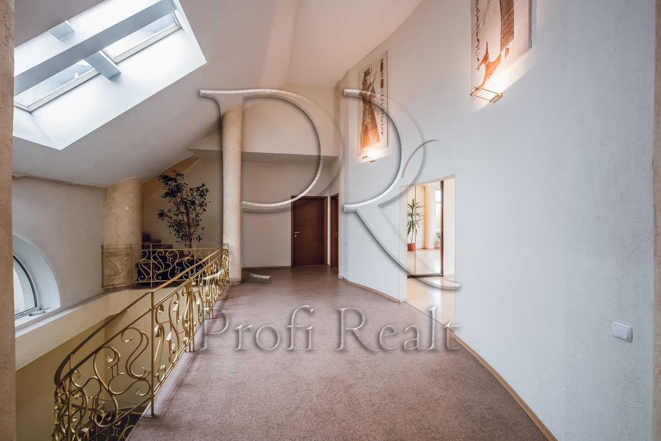 Продажа дома 568 м², Нечуя-Левицкого ул.