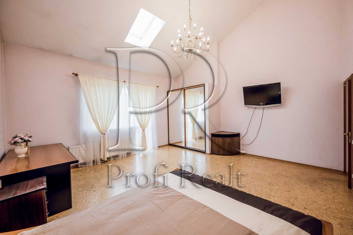 Продажа дома 568 м², Нечуя-Левицкого ул.