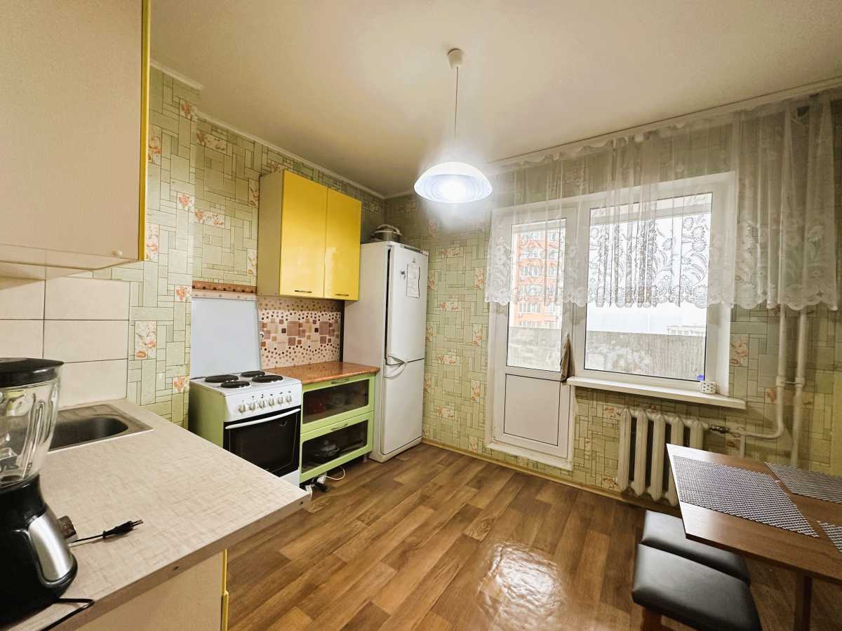 Оренда 1-кімнатної квартири 43 м², Урлівська вул., 38
