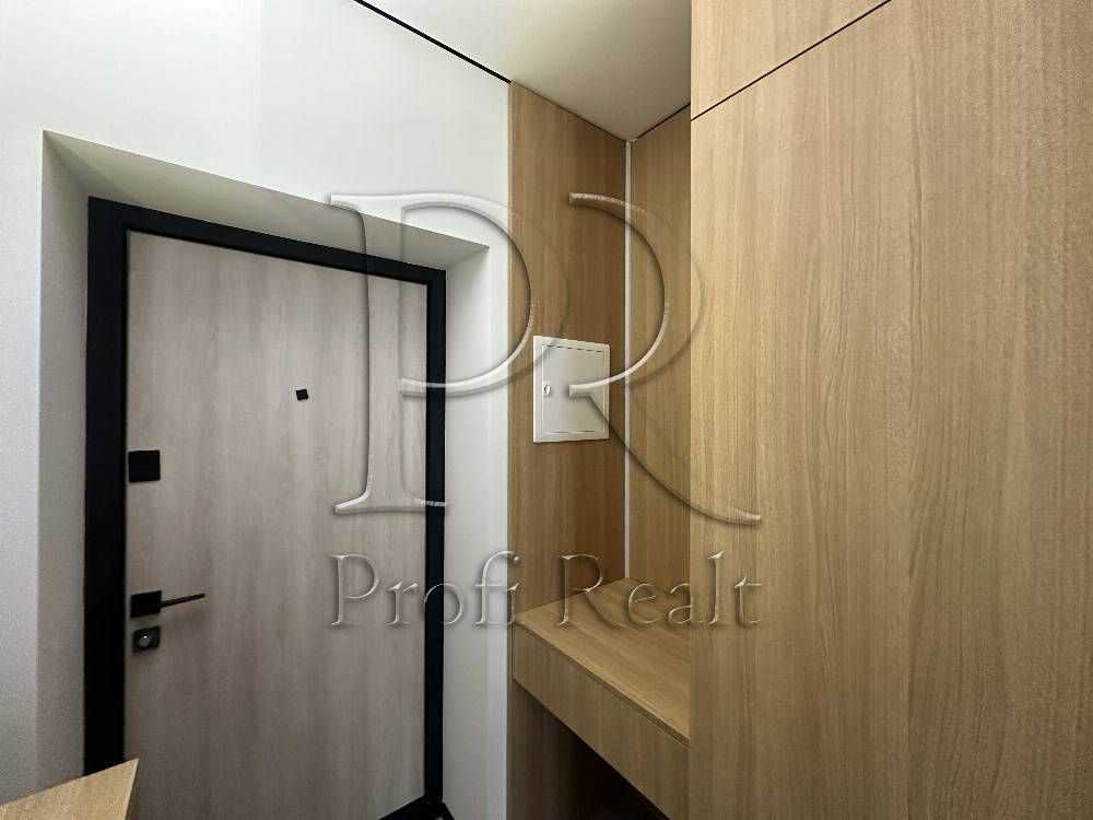 Продаж 1-кімнатної квартири 28 м², Соборна вул., 2к33