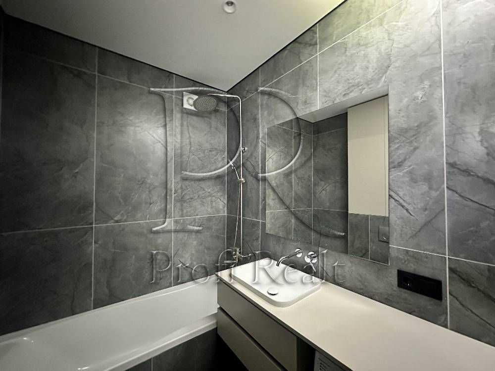 Продаж 1-кімнатної квартири 28 м², Соборна вул., 2к33