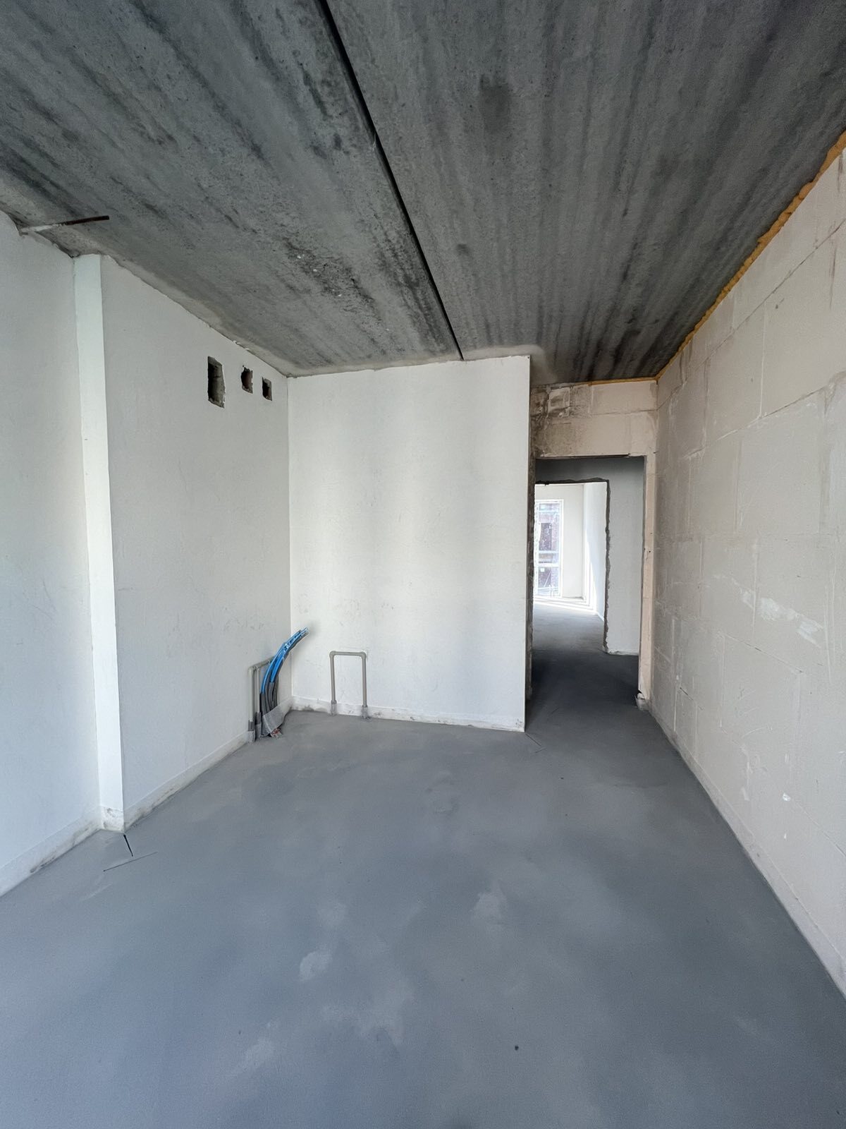 Продажа 2-комнатной квартиры 56 м²